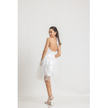 Мини бяла рокля.